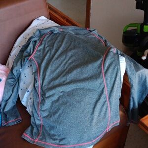 Long sleeved athletic shirt